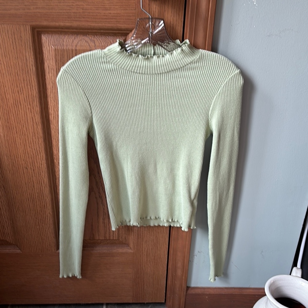 American Eagle Outfitters Olive Ribbed Top